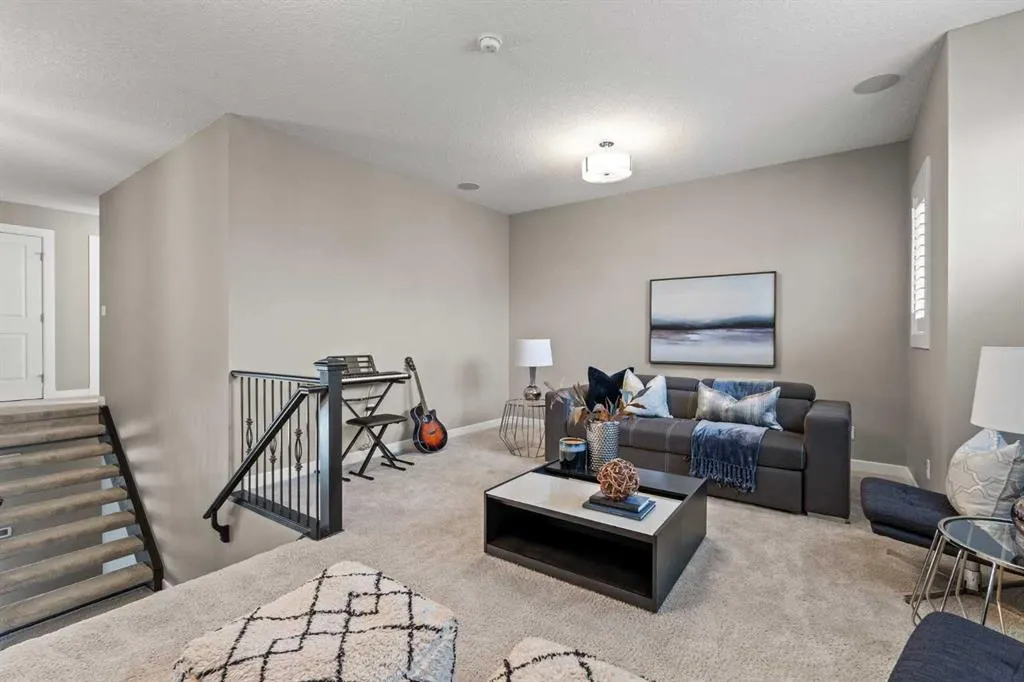 92 Cranarch Heights SE