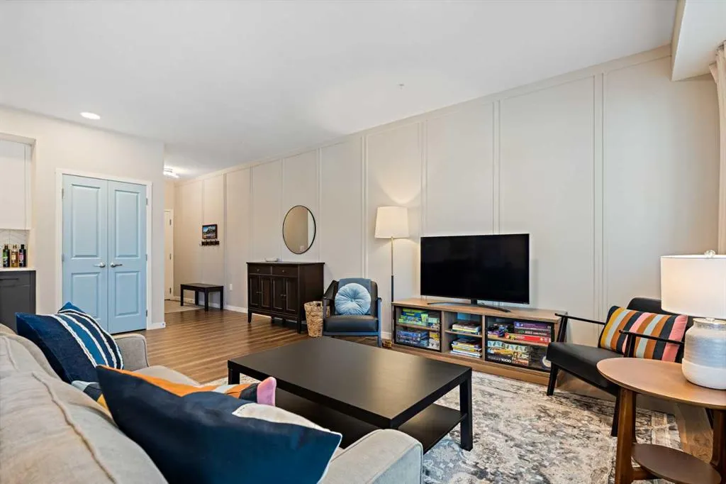 42 Cranbrook Gardens SE, #2303