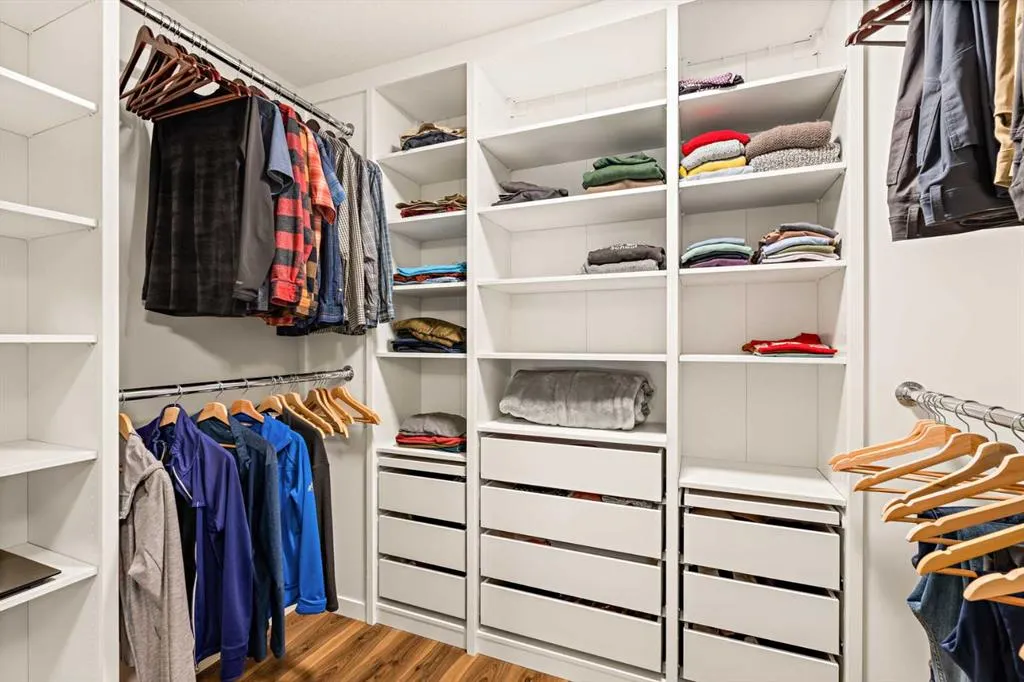 42 Cranbrook Gardens SE, #2303
