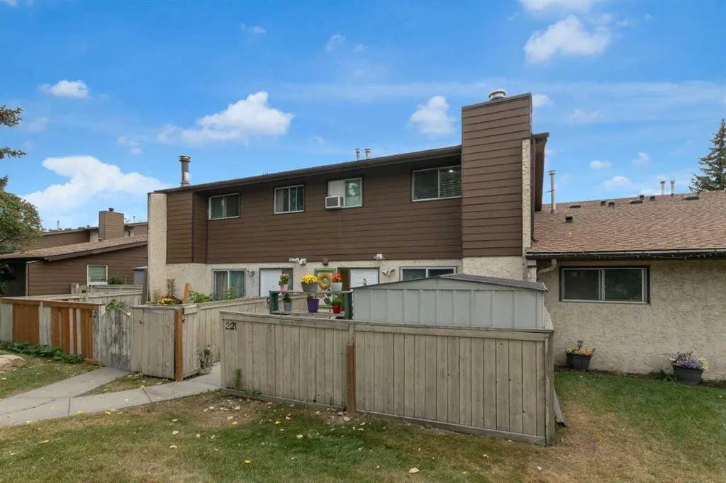 5404 10 Avenue SE, #221