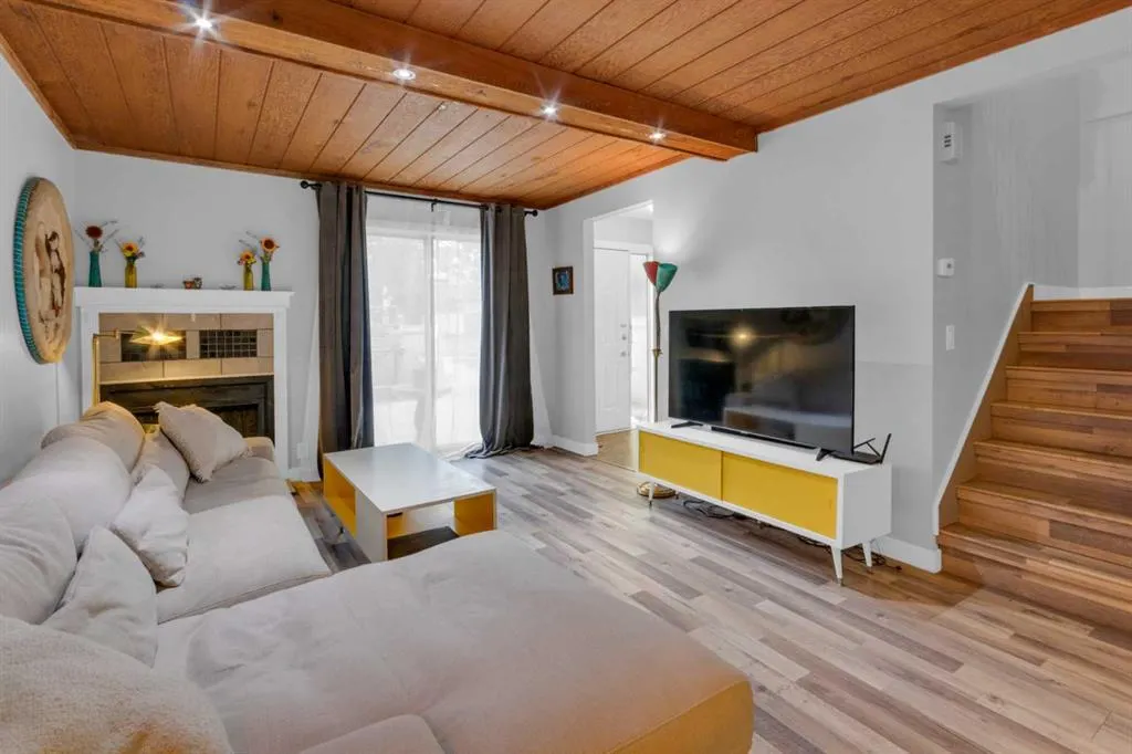5404 10 Avenue SE, #221