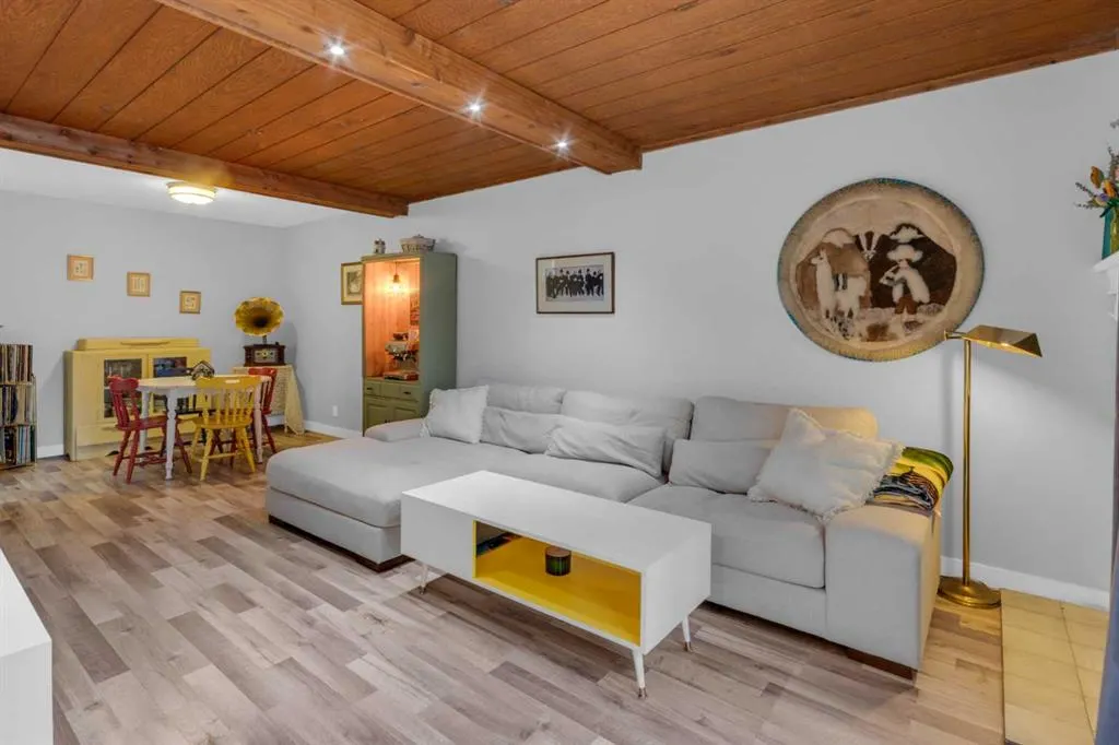 5404 10 Avenue SE, #221