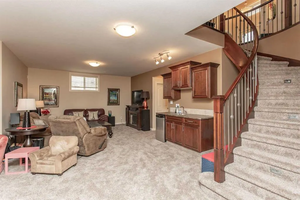 173 Austin Drive, #44