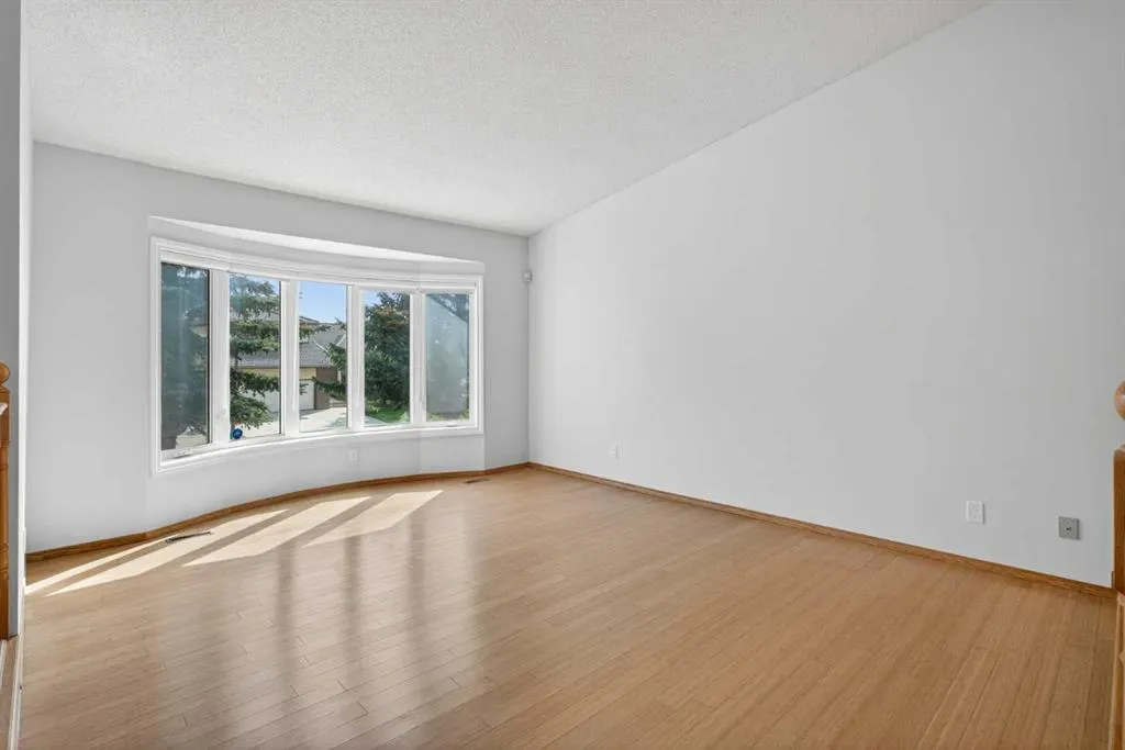 23 Edgepark Way NW