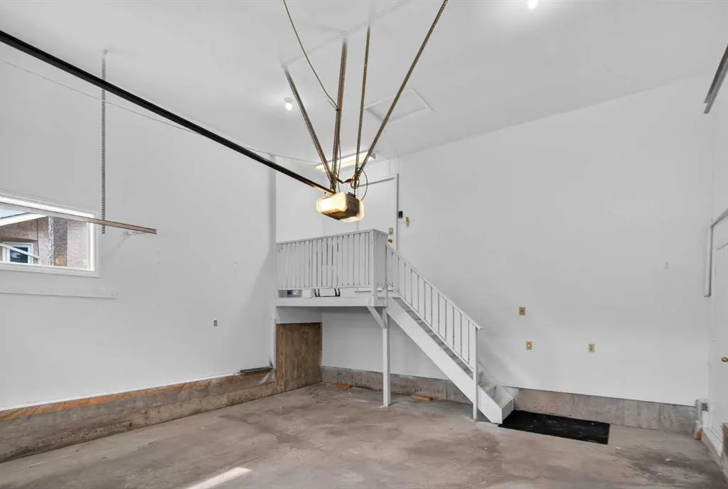 23 Edgepark Way NW