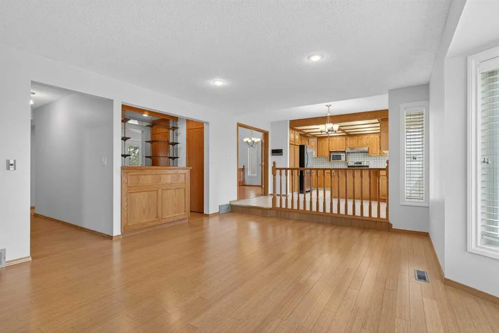 23 Edgepark Way NW