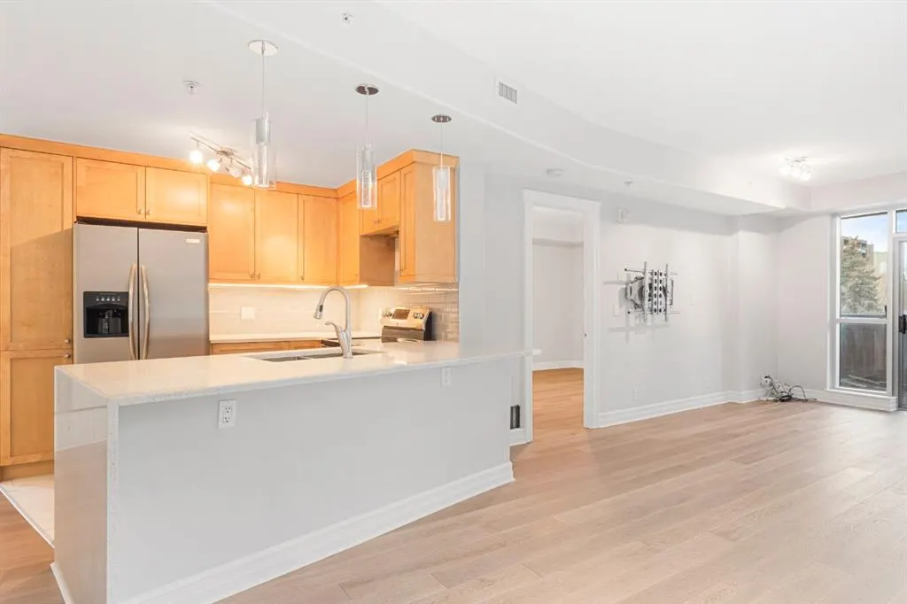 836 15 Avenue SW, #205