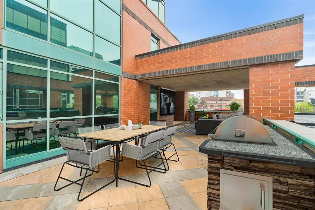 836 15 Avenue SW, #205