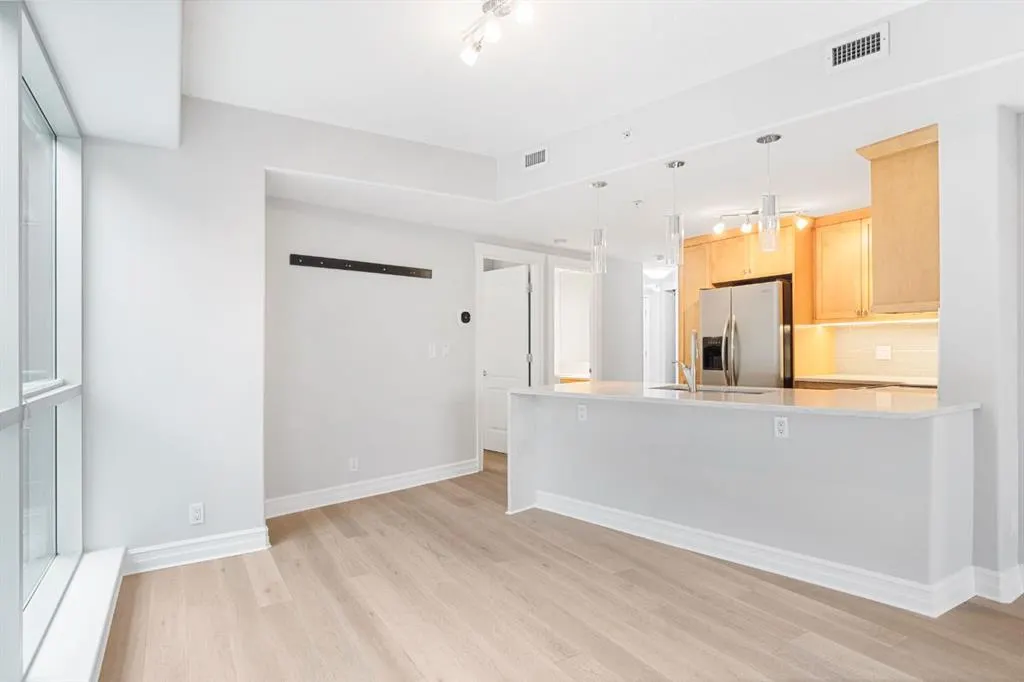 836 15 Avenue SW, #205