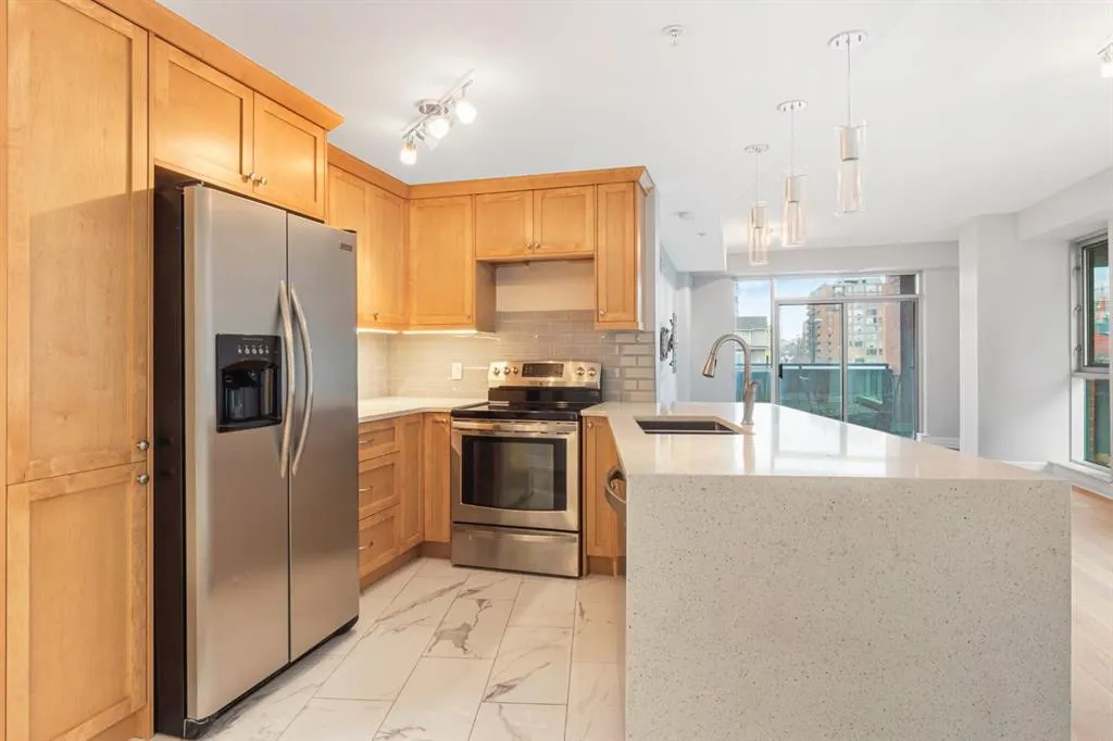 836 15 Avenue SW, #205