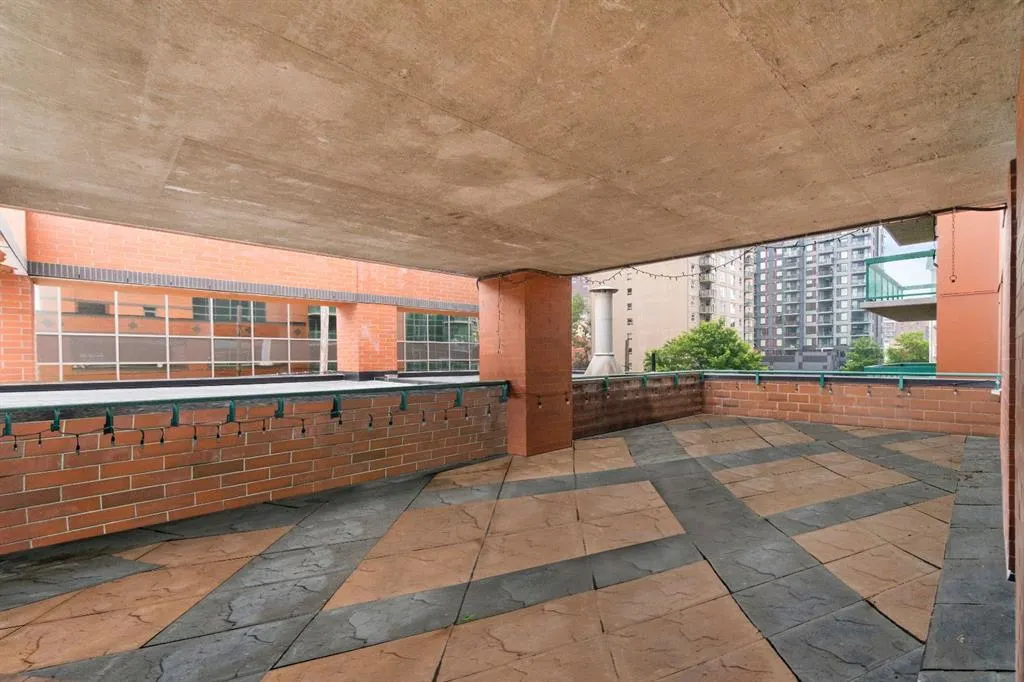 836 15 Avenue SW, #205