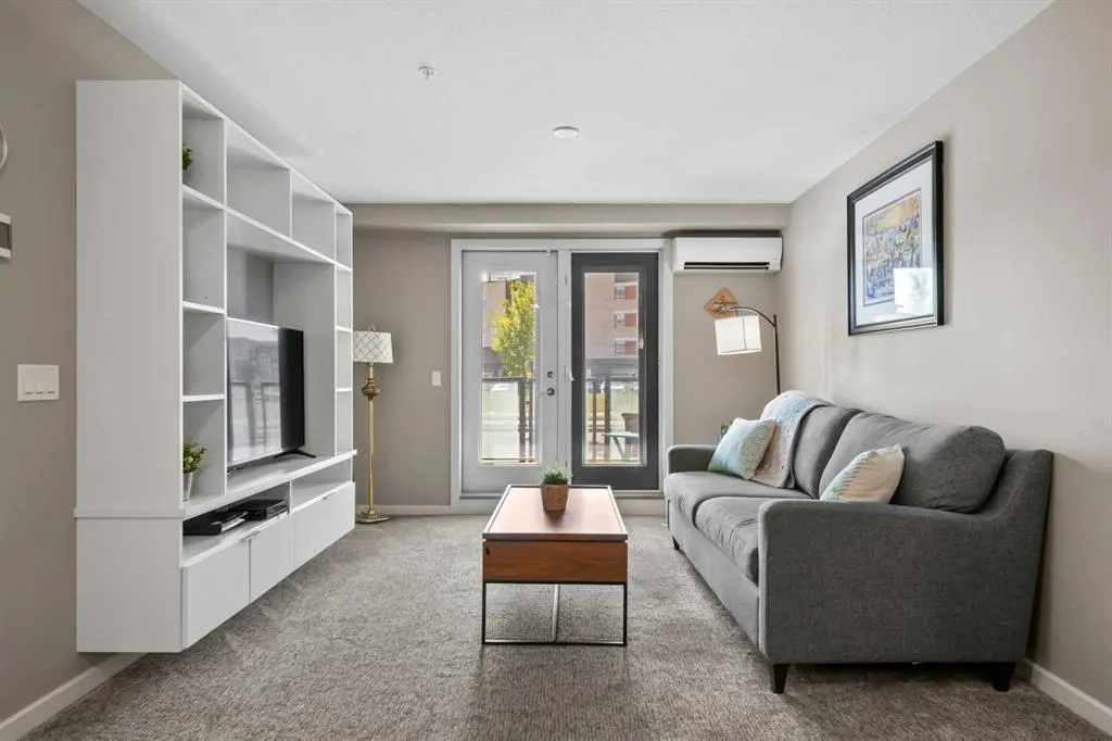 10 Market Boulevard SE, #2105