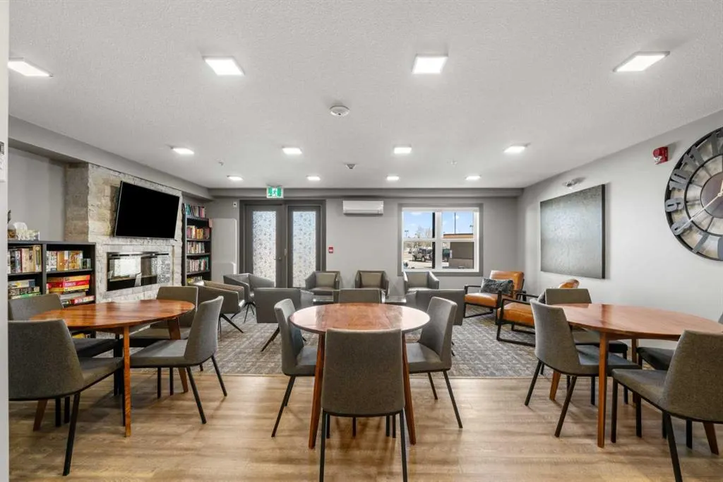 10 Market Boulevard SE, #2105