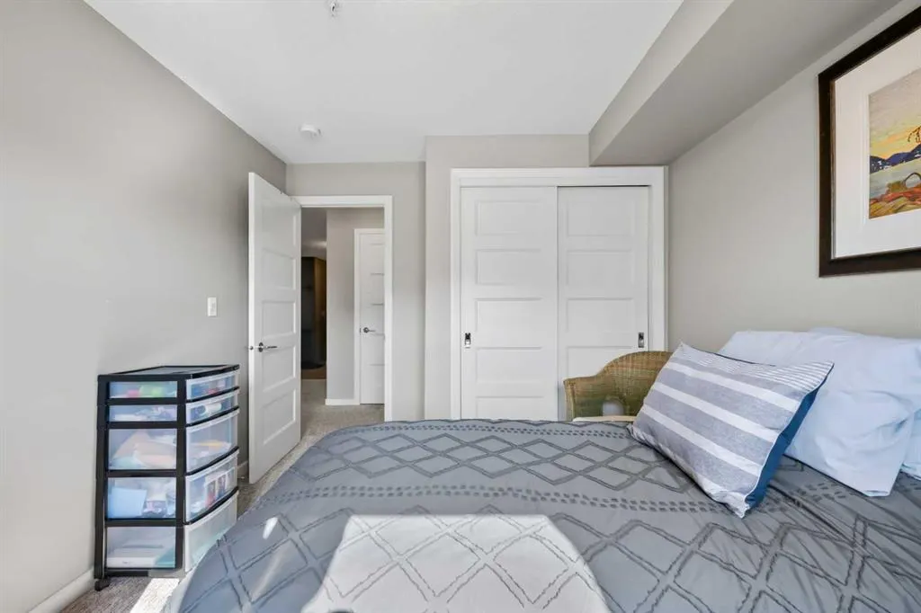 10 Market Boulevard SE, #2105