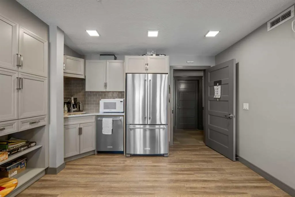 10 Market Boulevard SE, #2105