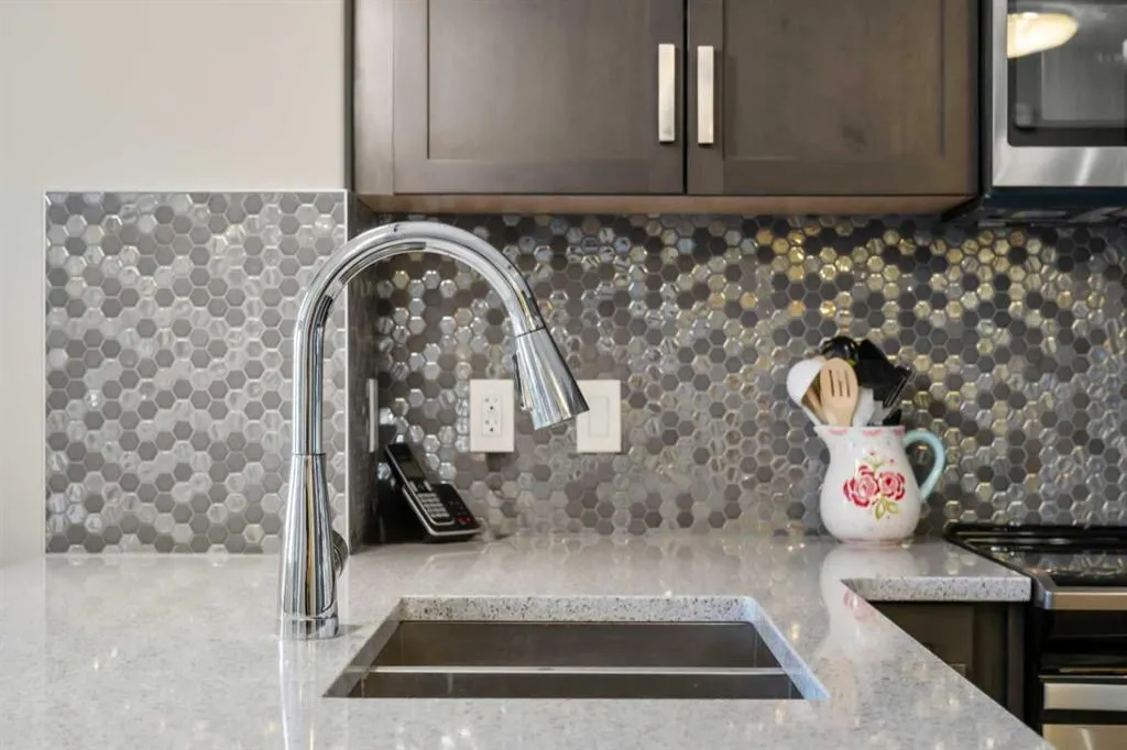 10 Market Boulevard SE, #2105
