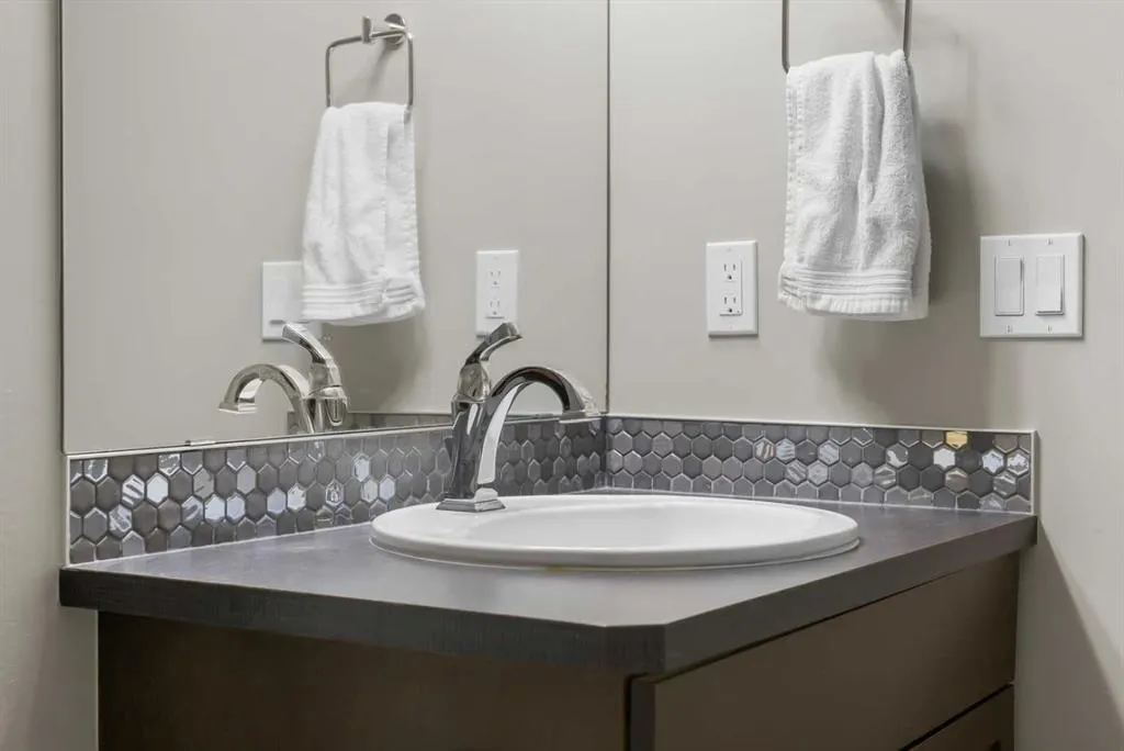 10 Market Boulevard SE, #2105