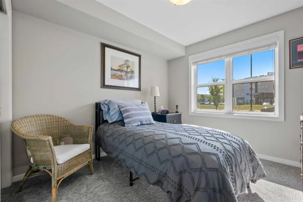 10 Market Boulevard SE, #2105
