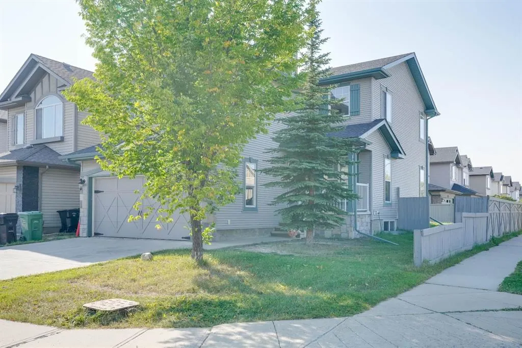 382 Brightonstone Green SE