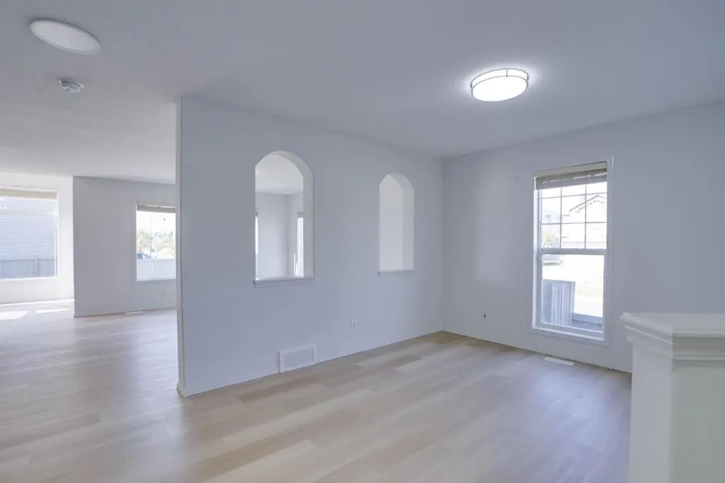 382 Brightonstone Green SE