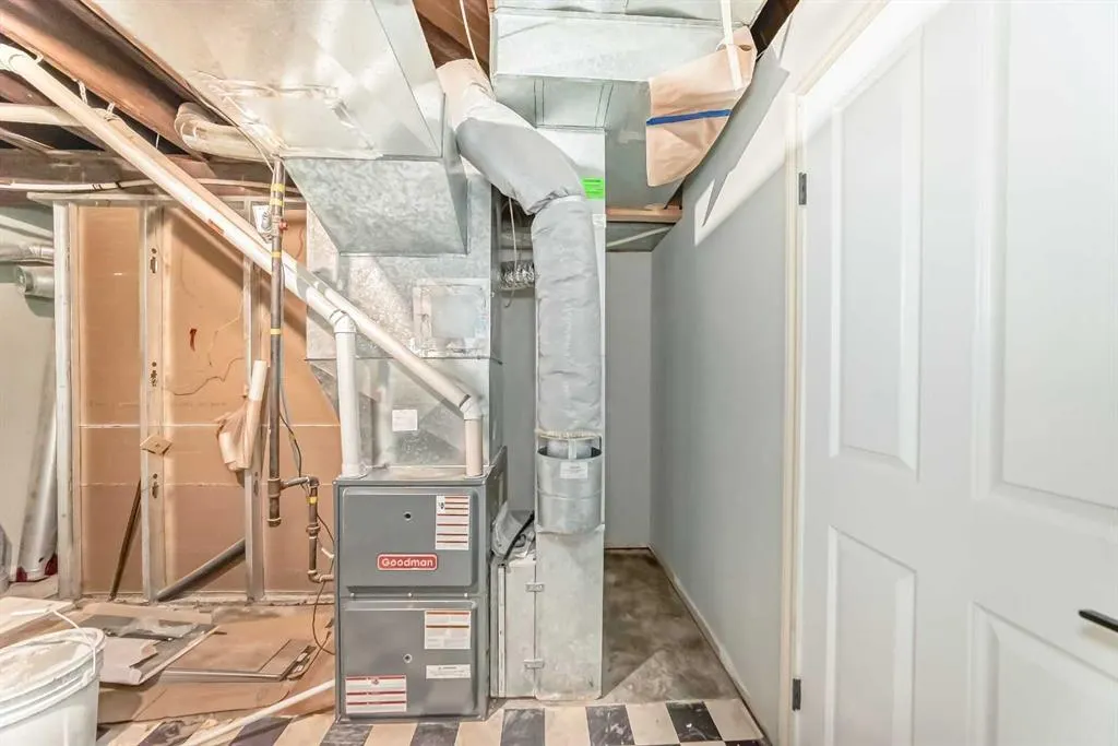 270139 Inverlake Road