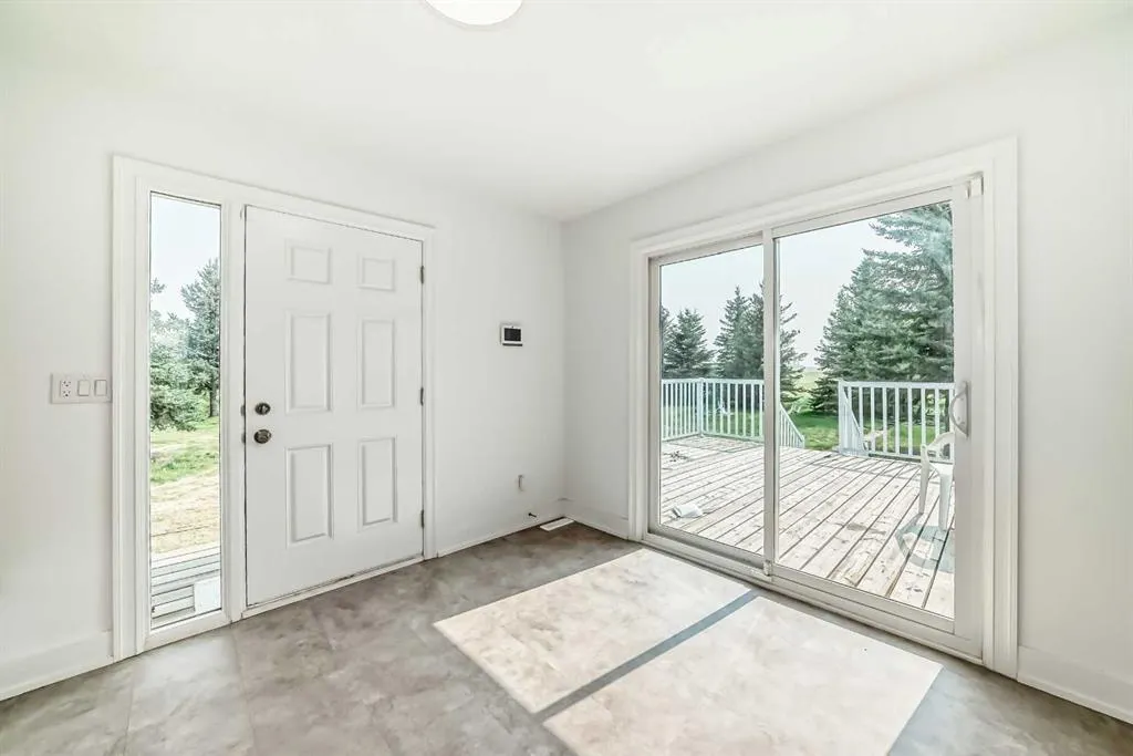 270139 Inverlake Road