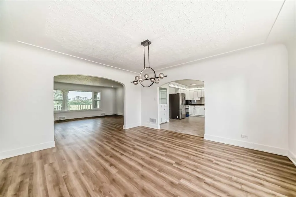 270139 Inverlake Road