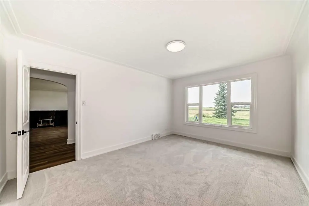 270139 Inverlake Road