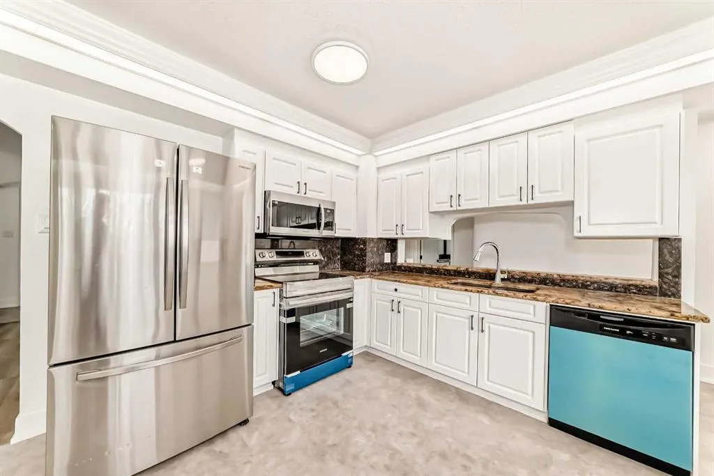 270139 Inverlake Road