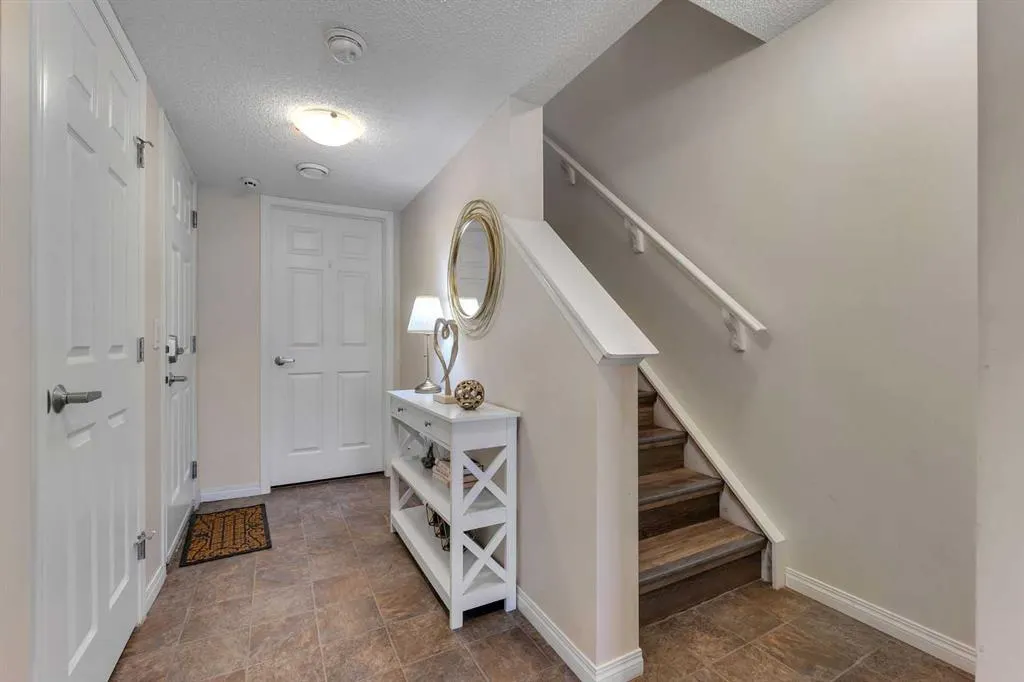 337 Windford Green SW