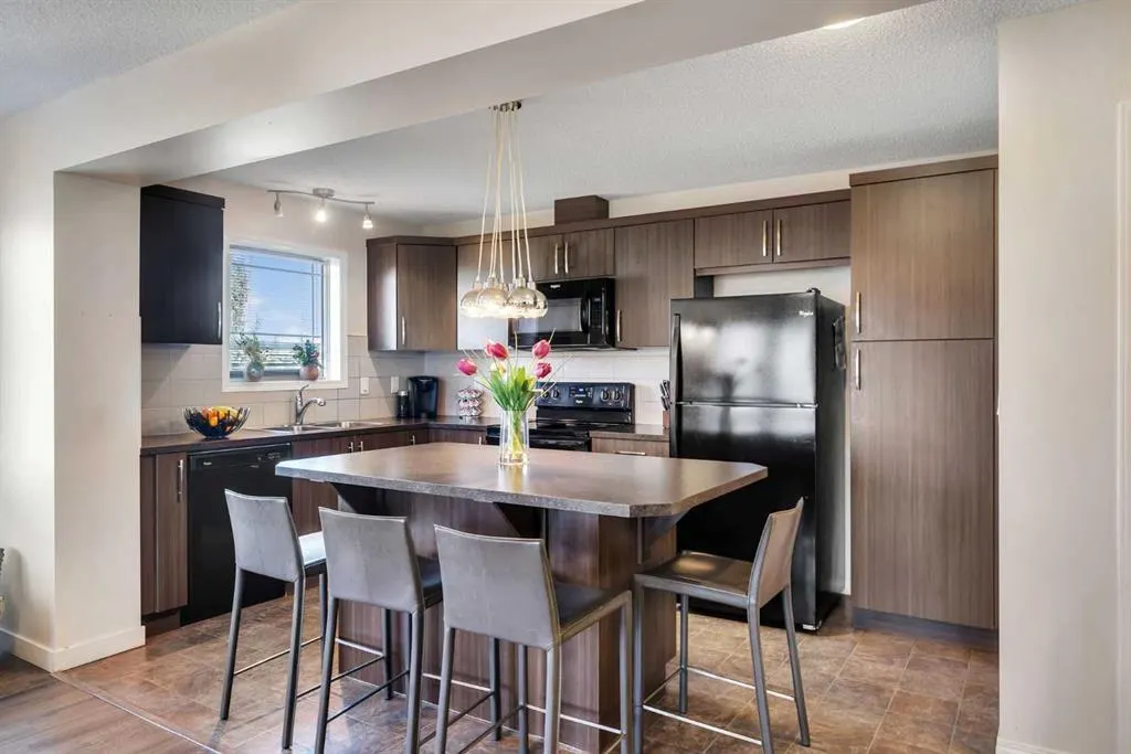 337 Windford Green SW
