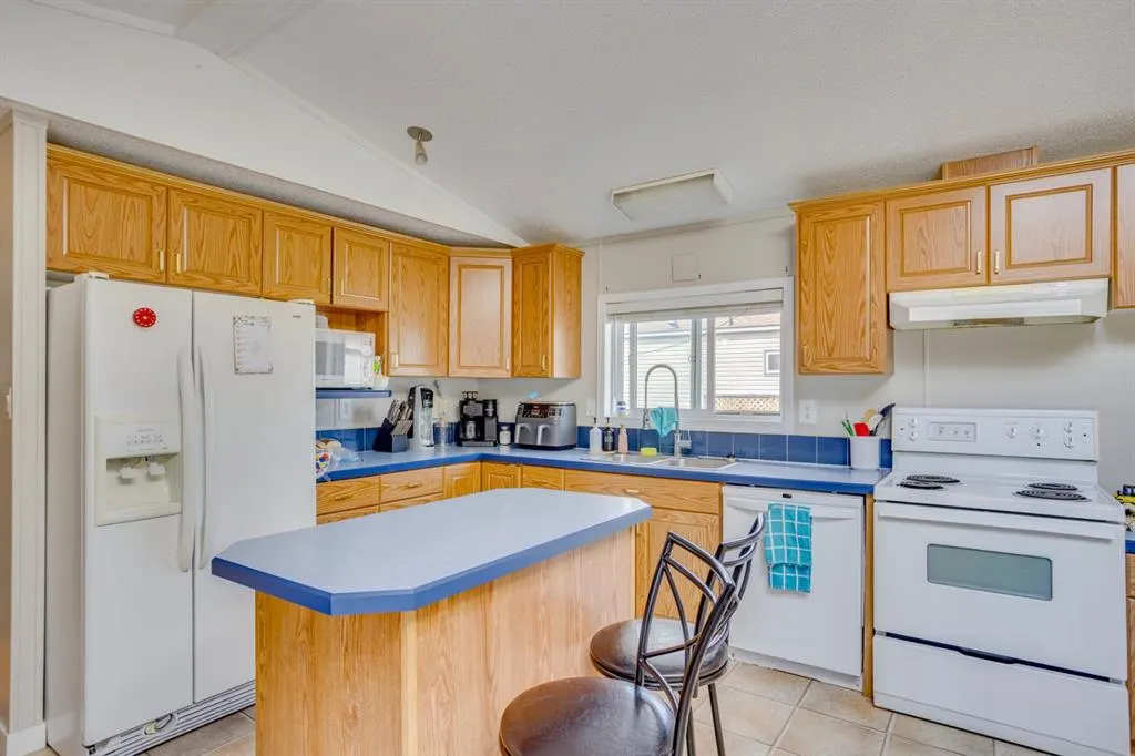 244 cokerill Crescent