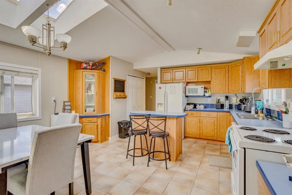 244 cokerill Crescent