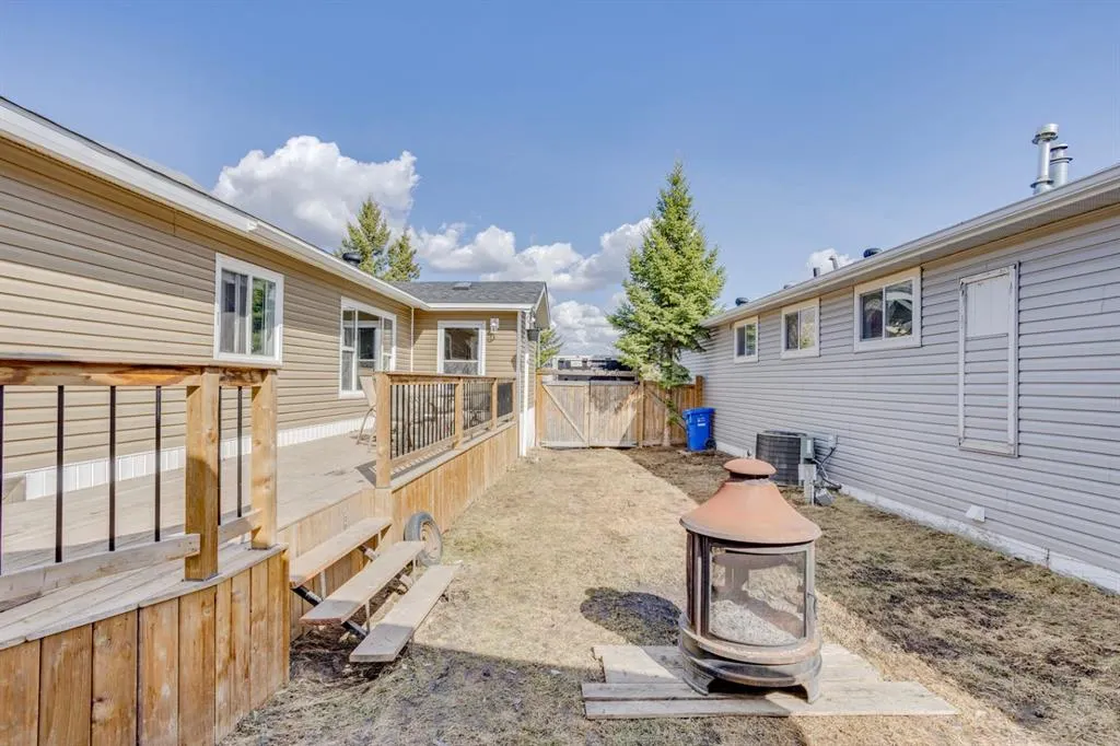 244 cokerill Crescent