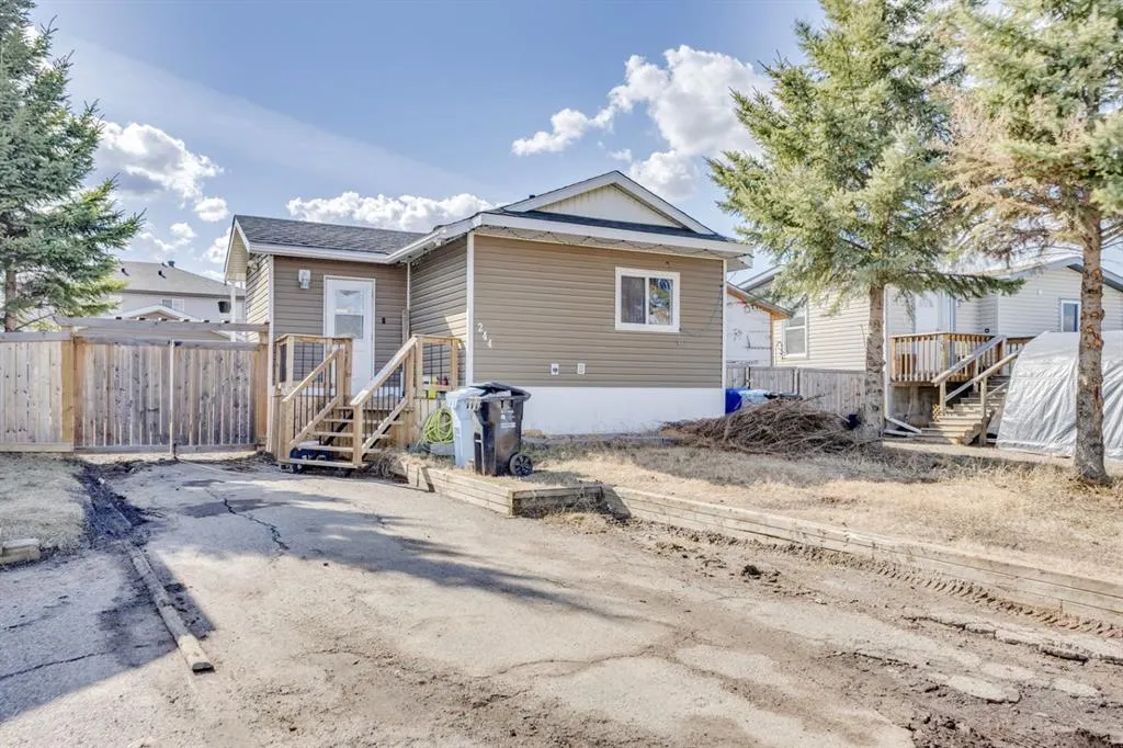 244 cokerill Crescent