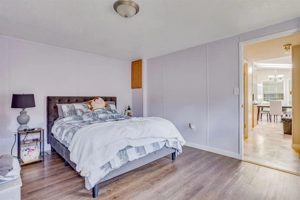 244 cokerill Crescent