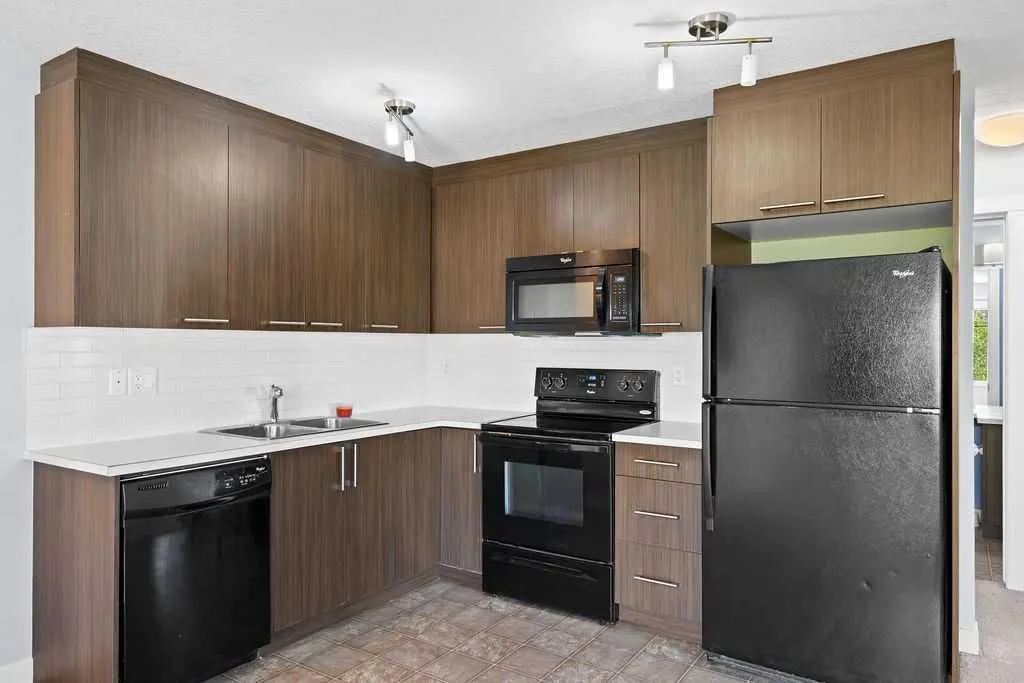 300 Marina Drive, #195