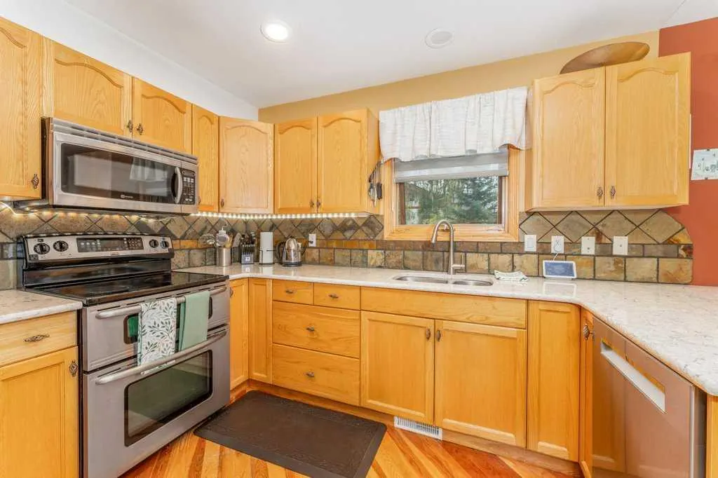 270 Lady MacDonald Drive