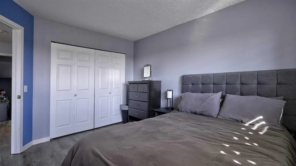 567 Edmonton Trail NE, #9