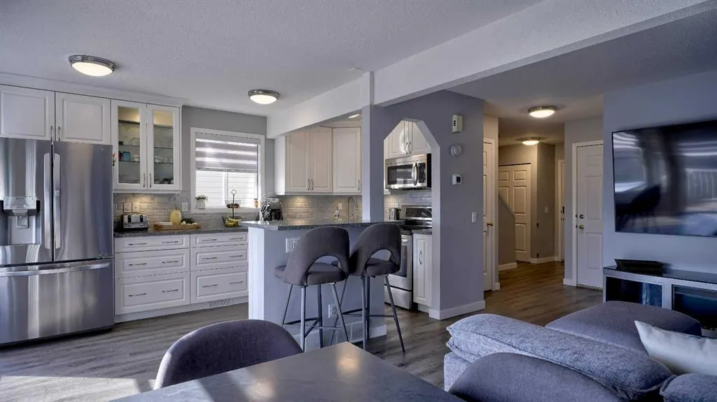 567 Edmonton Trail NE, #9