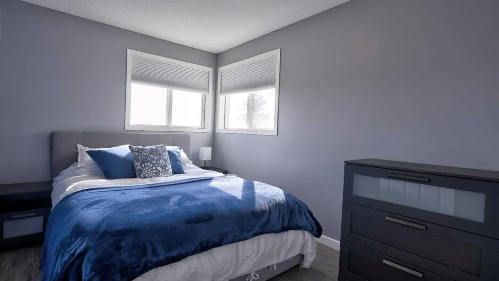 567 Edmonton Trail NE, #9