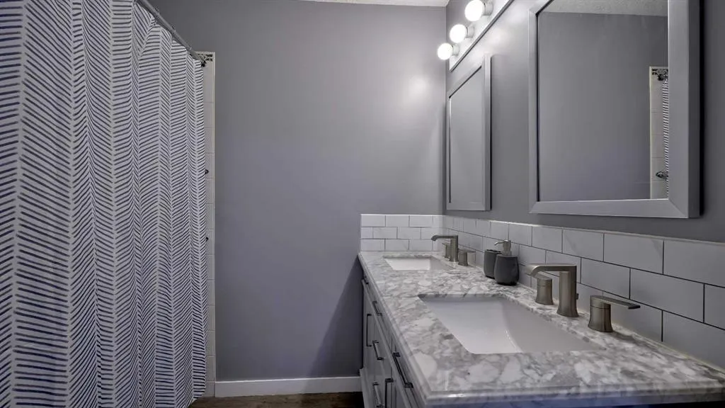 567 Edmonton Trail NE, #9