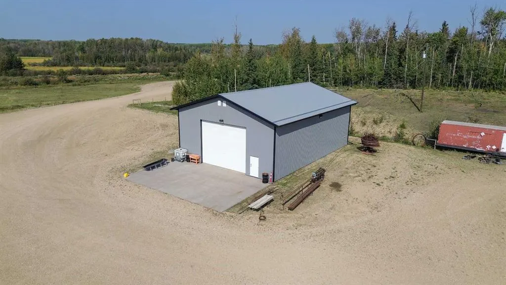 3021 Township Road 400
