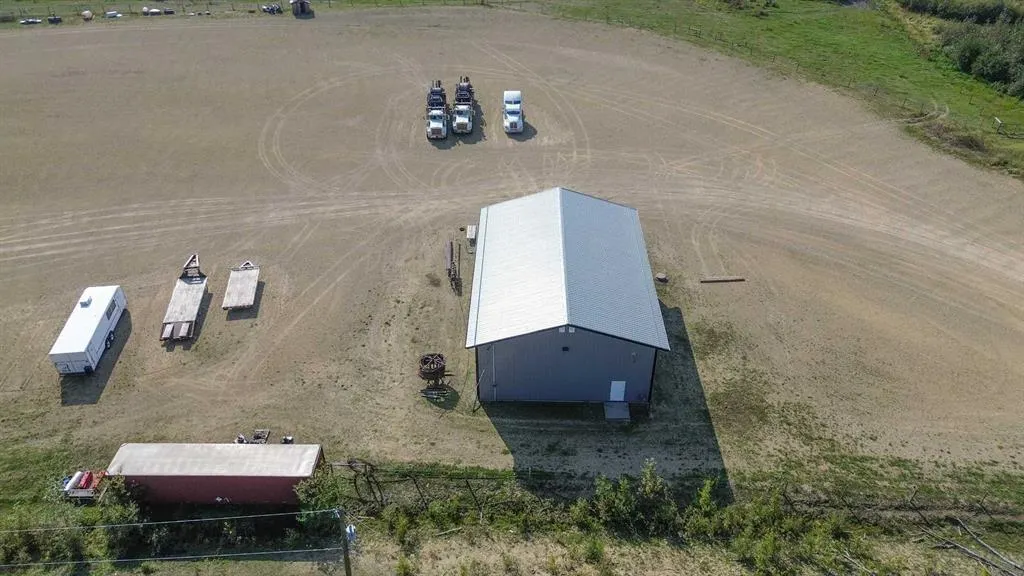 3021 Township Road 400