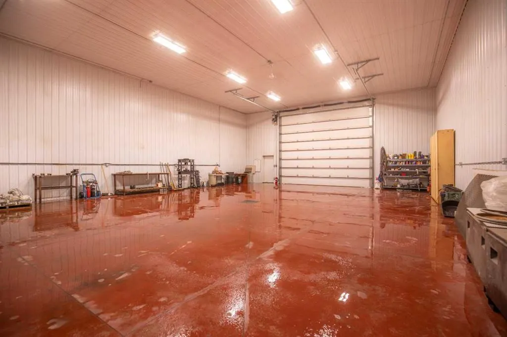 3021 Township Road 400