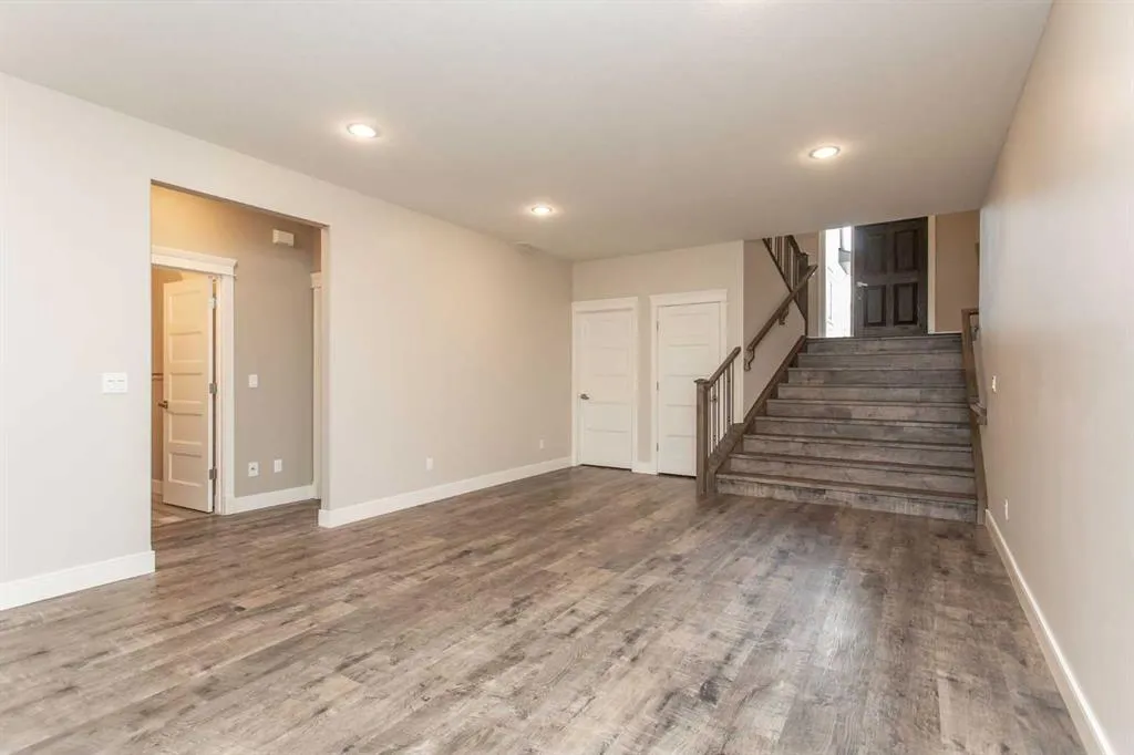 6 Garrison Place