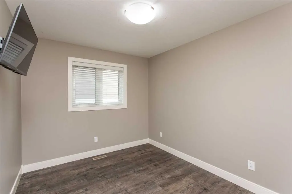 6 Garrison Place