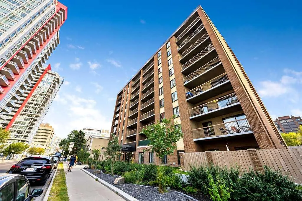 1011 12 Avenue SW, #704