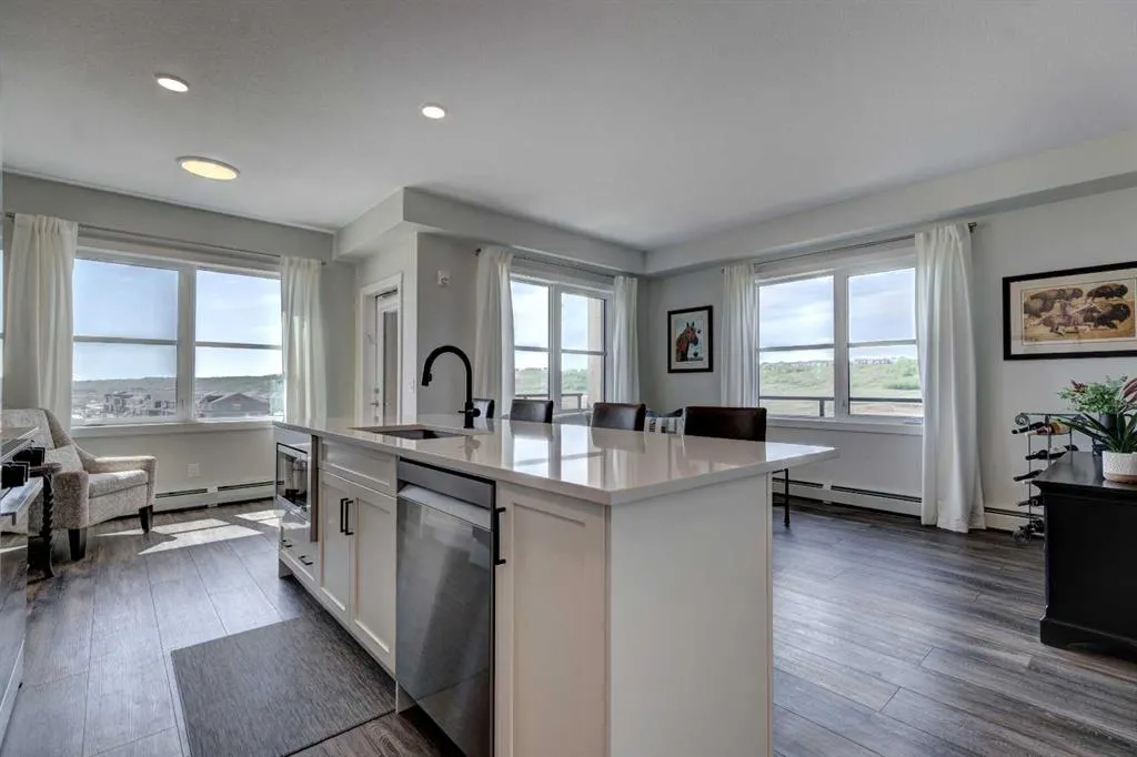 125 Wolf Hollow Crescent SE, #405