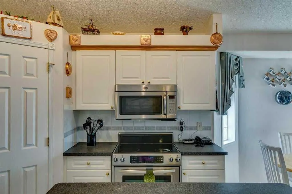 147 Bridlewood Road SW